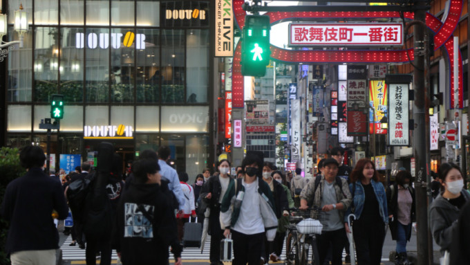 歌舞伎町是东京著名红灯区。（中新社）