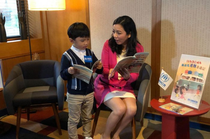 趙麗如與小朋友聲演《NADIMA納迪瑪逃難奇遇記》，教家長如何進行對話式閱讀。