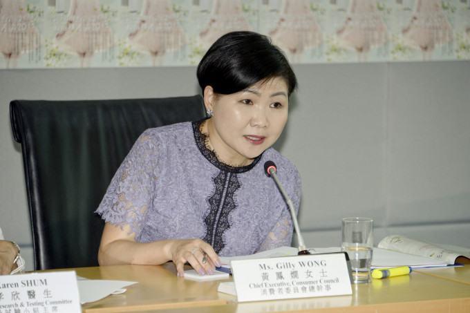 黄凤娴等7名委员再度被委任。 资料图片