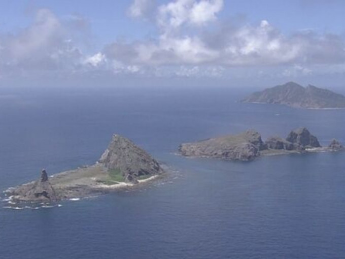 中国海警局船连续两日驶入钓鱼岛附近海域。NHK