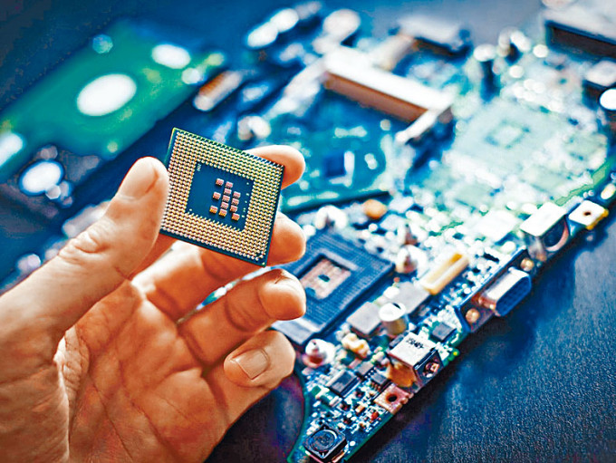 據報美國考慮禁止美國公司向中國公司出售先進晶片製造設備，華虹股價昨日一度急挫18%。