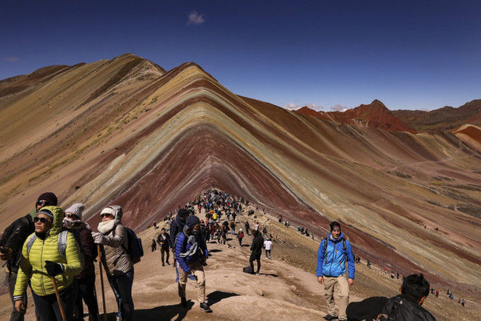秘魯維尼昆卡山又名彩虹山。美聯社