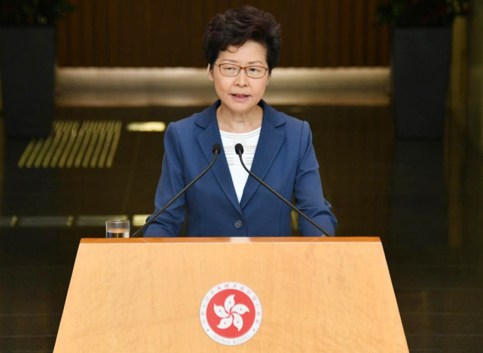 行政长官林郑月娥表示，访京期间没有与中央官员会面。