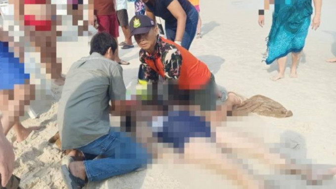 46歲中國女遊客於泰國沙美島遇溺身亡。(微博)