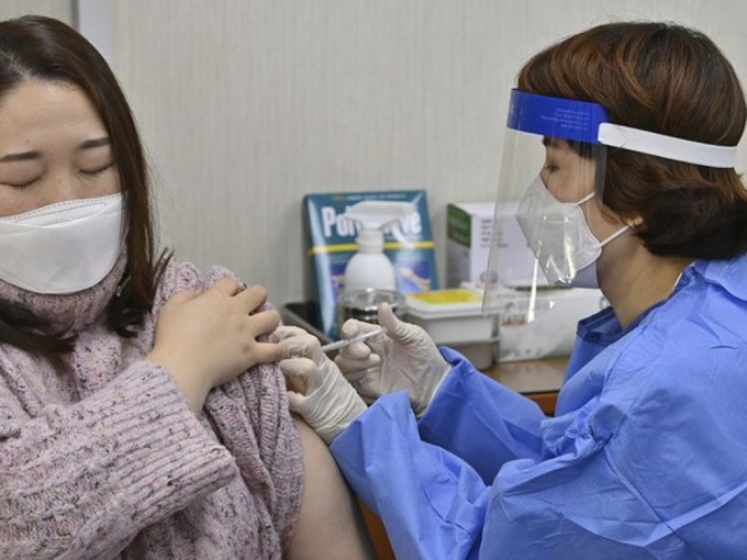 南韩再多674人接种疫苗后疑似异常反应。AP