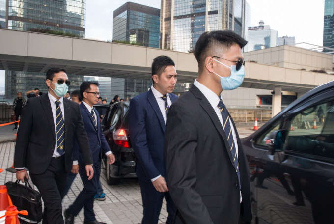 上诉庭法官今早续听取「七警」上诉理据。（左至右）刘兴沛、白荣斌、关嘉豪、黄伟豪。