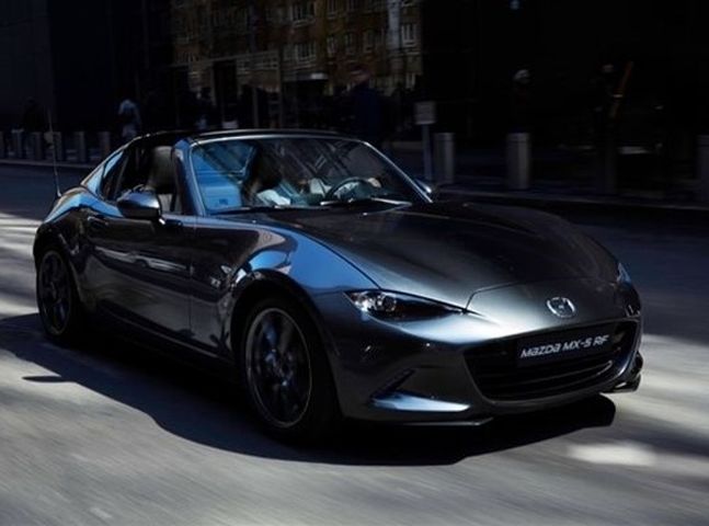 「万事得」（Mazda）早前向当局公布召回进口版MX-5 RF跑车的计划。网图