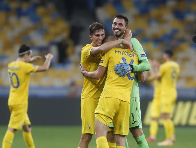 乌克兰爆冷主场以1:0击败西班牙。AP