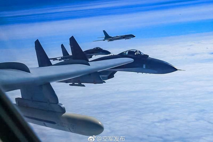中国空军近日出动轰-6K、苏-35等多架战机绕飞台湾。网图