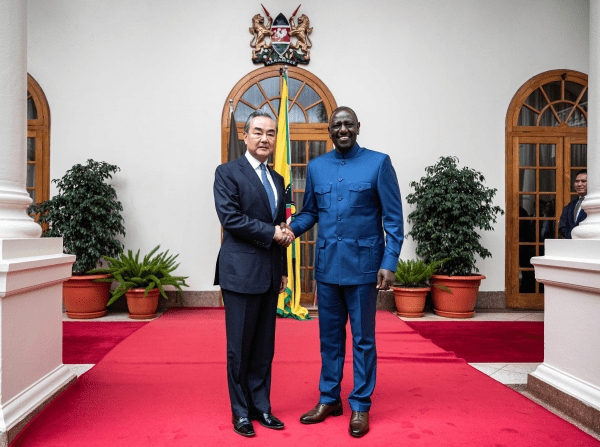 肯尼亚总统鲁托会见王毅。