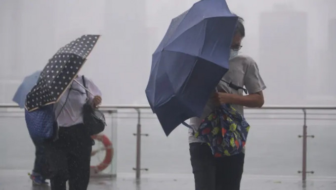 天文台：預料強陣風繼續吹襲香港長洲錄得70公里強陣風| 星島日報