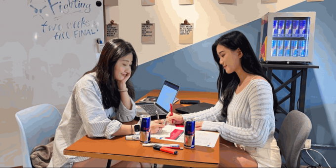 「Red Bull x Desk-one Study Station」提供免費舒適的温習室 為全城準備考試的同學加油添翼！