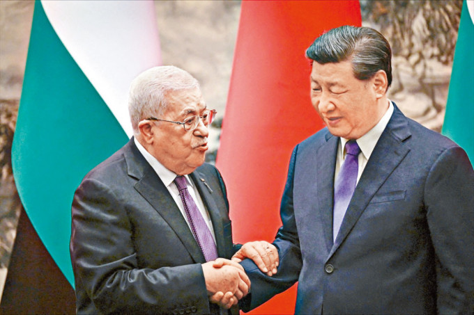 習近平會晤巴勒斯坦總統阿巴斯。