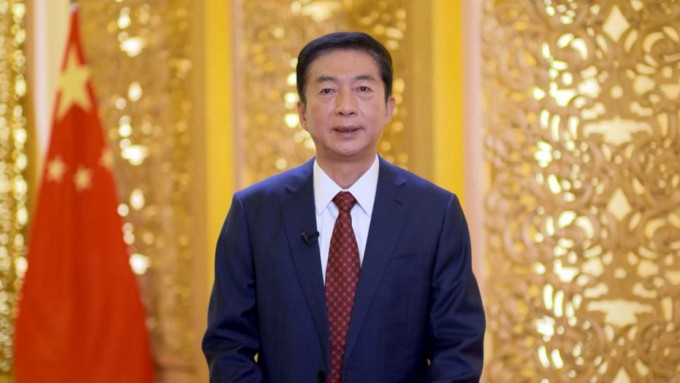 中联办主任骆惠宁发布新春致词中的「躺赢」论，引起政圈瞩目。