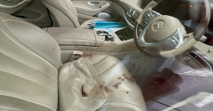 平治私家车内有大滩血渍。资料图片