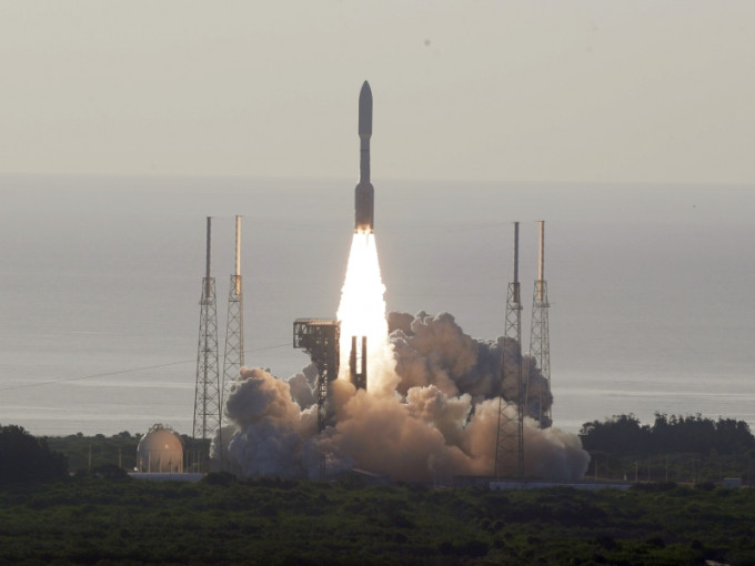 美國火星探測器「毅力號」成功發射，揭開火星探勘競賽。AP