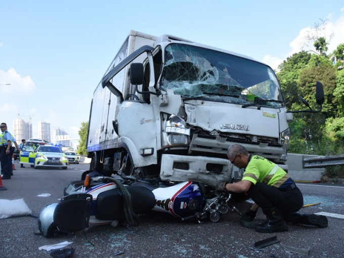 涉事貨車。