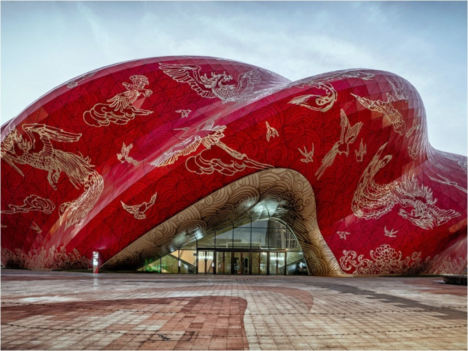 广州融创大剧院被评为2020年最丑建筑。Steven Chilton Architects图片