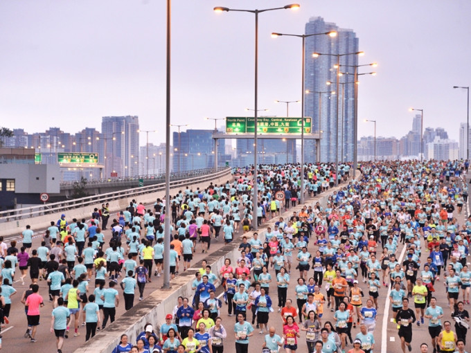 渣打香港马拉松筹备委员会强烈谴责任何人利用赛事，作宣扬及鼓吹政治讯息平台。资料图片