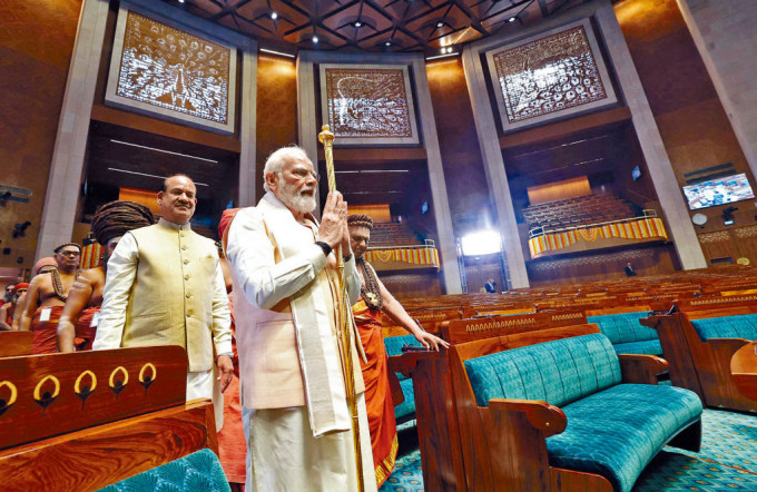 印度總理莫迪周日為新國會大樓主持落成儀式。
