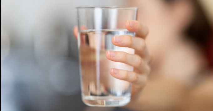喝水可維持人體基本機能運作。unsplash圖片