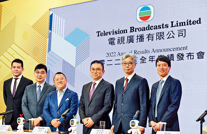 TVB行政主席許濤（左四）表示，近期逾50名機構投資者接觸TVB，以了解其發展計畫。