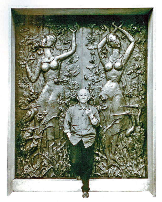 黃永玉的詩書畫木刻雕塑俱佳。