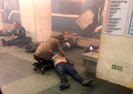 聖彼得堡兩地鐵站發生爆炸，造成多人死傷。AP