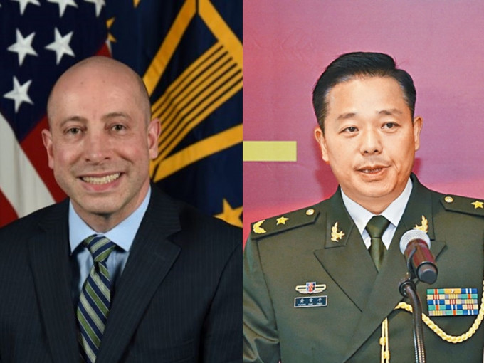 美國國防部副助理部長蔡斯(左)，與中央軍委國際軍事合作辦公室副主任黃雪平(右)，舉行視像會議。網圖