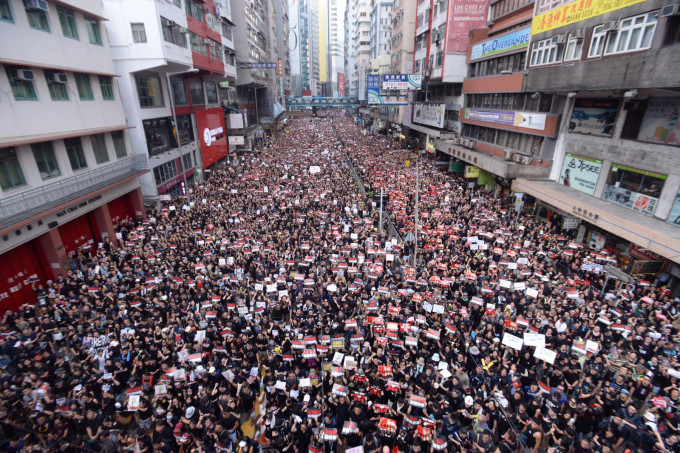 外交部驻港公署批评美国英国粗暴干预香港事务。资料图片