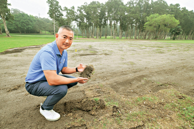 香港哥尔夫球会会长郭永亮表示，LIV Golf香港站赛后不少球场草地变成烂地，至今仍未复原。