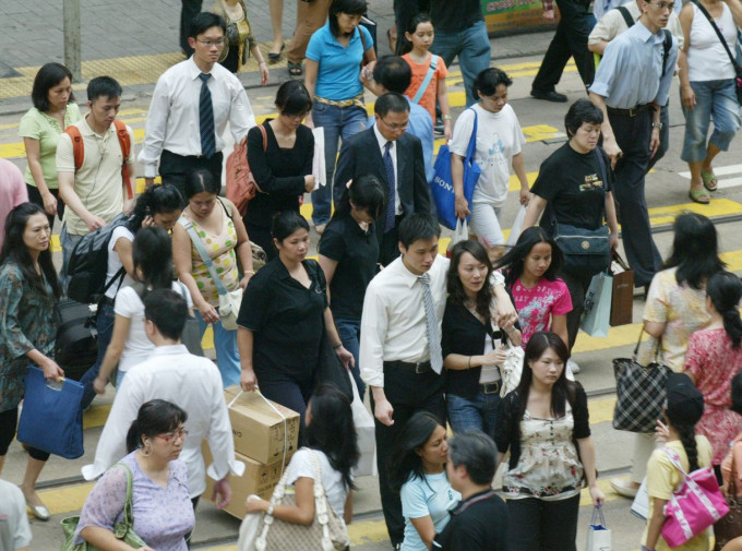 去年年底的香港人口增至748萬人。資料圖片