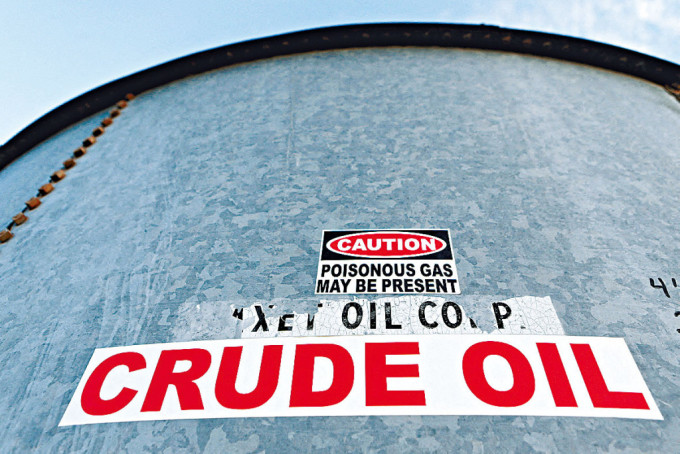 紐約期油第三季累計跌24%，布蘭特期油則跌26%。