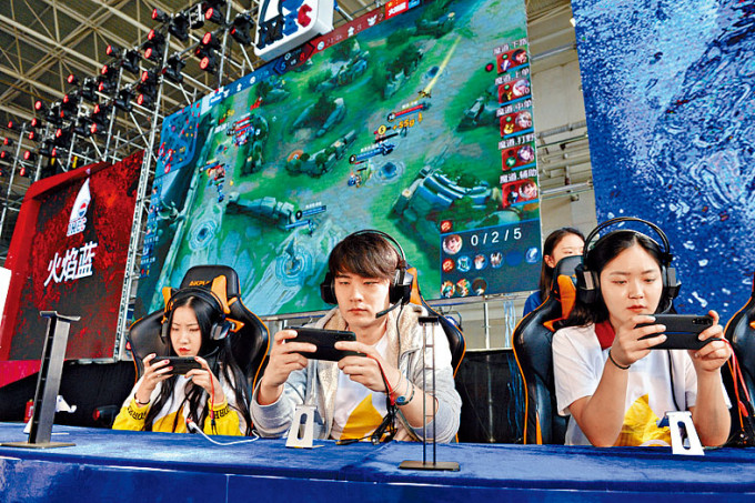 手遊《王者榮耀》受歡迎，上月吸金逾21億元。