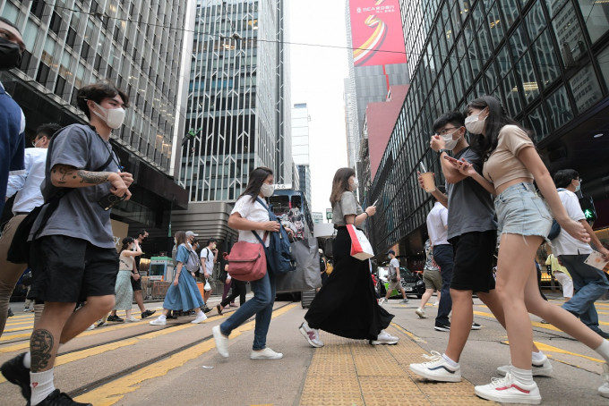香港經濟擴張步伐有望自2008年以來首次趕上新加坡。資料圖片