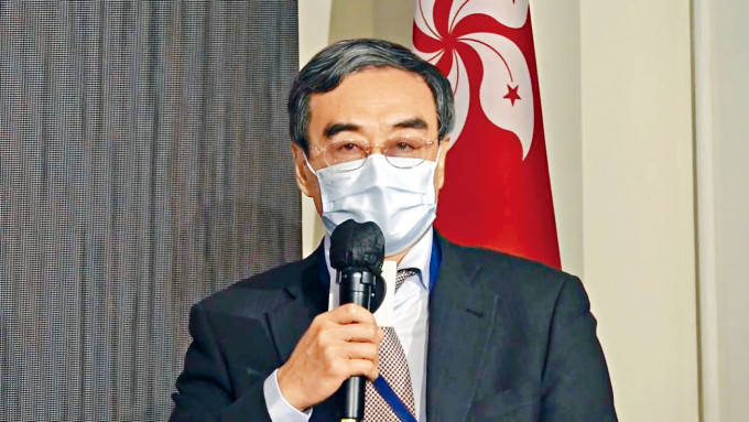 前港澳辦副主任馮巍，提到一連串香港回歸後出現的亂局。