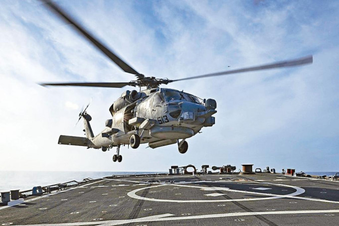 美国的MH-60R反潜直升机。