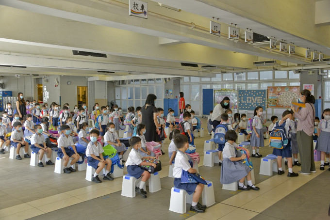 学校陆续复课。资料图片