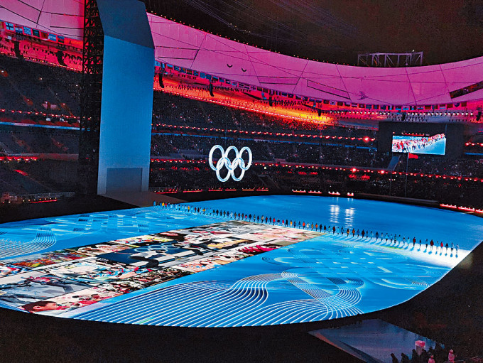 北京冬奧開幕式的巨型Led舞台。