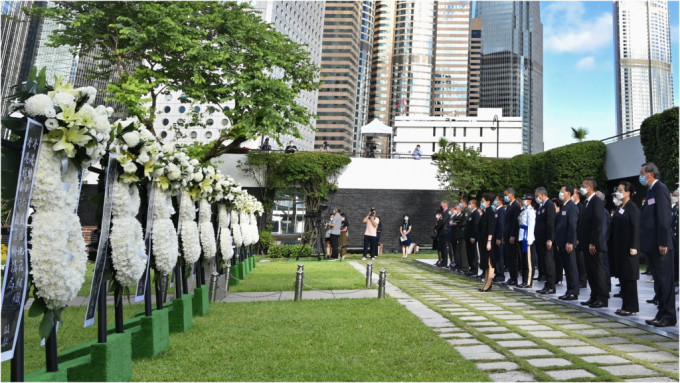 港府去年在香港大会堂纪念花园举行官方仪式。资料图片