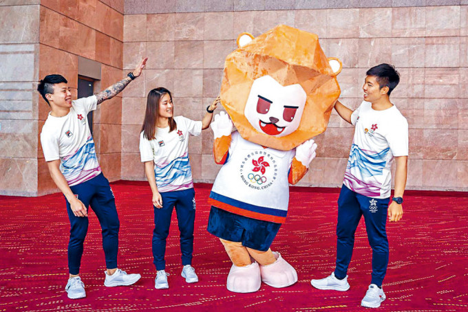 香港隊吉祥物「堅仔」以獅子作外形，象徵獅子山下精神。