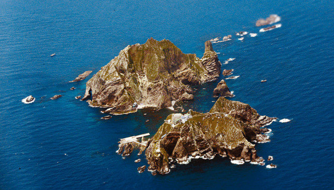 被日本在小學教科書列為「故有領土」的竹島（南韓稱獨島）。
