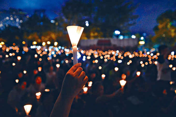 ■警方就支聯會申請「六四」燭光悼念集會發出反對通知書。