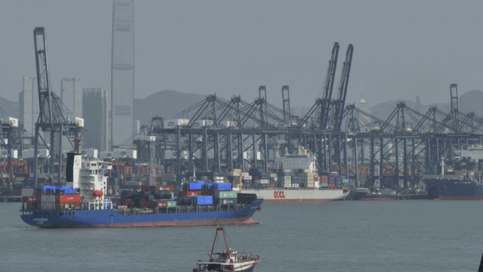 本港首季出口货量较去年同期下跌2成。资料图片