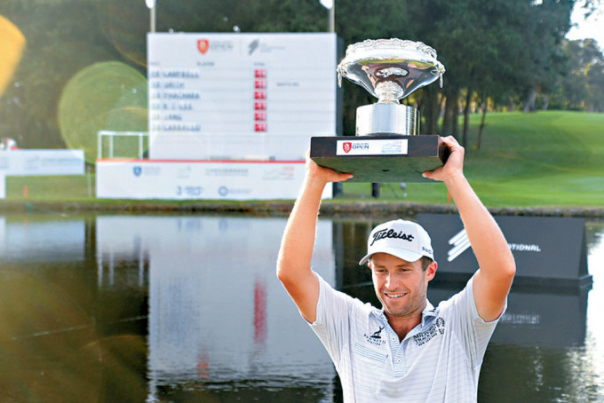 新西兰球手甘宝勇夺香港高尔夫球公开赛冠军。