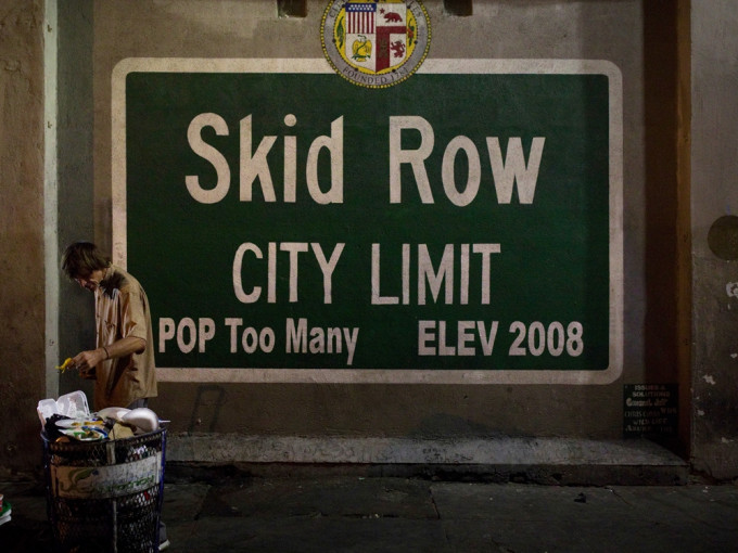 斯基德罗区（Skid Row 、当地穷人聚居的街区）。AP资料图片