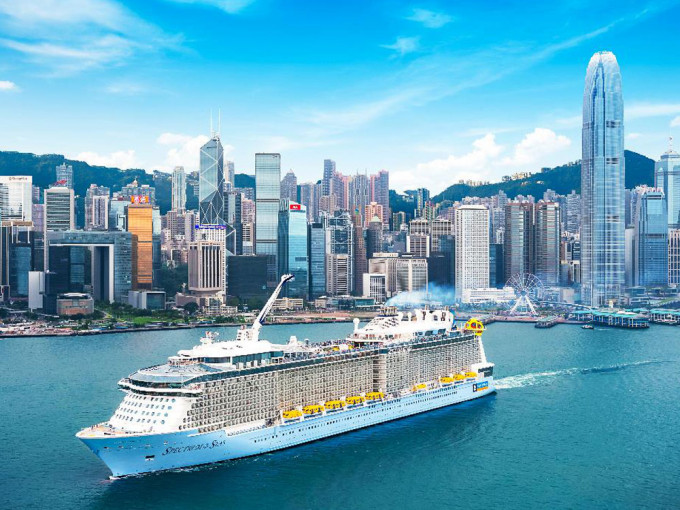 「海洋光譜號」香港復航首班航程今天出發。