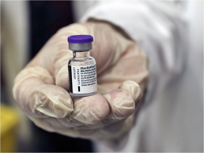 陈时中表示原先订购的5百万剂辉瑞疫苗突然被叫停签约。AP资料图片