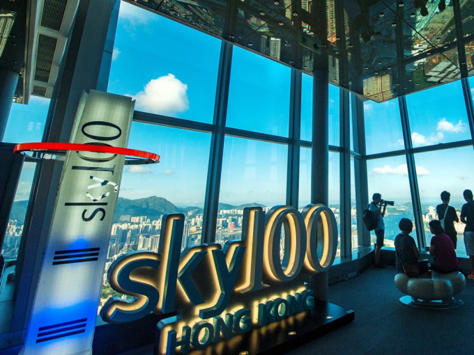 天際 100 香港觀景台將於明日（18 日）重新開放。
