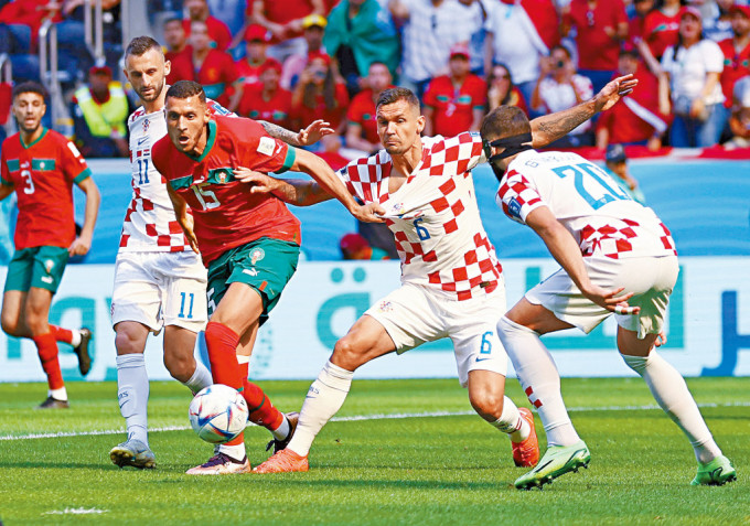 繼分組賽之後，克羅地亞（紅白格仔衫）與摩洛哥再有交鋒機會。